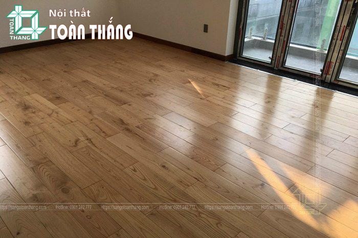 Sàn gỗ Sồi kỹ thuật 600mm 3 Sàn gỗ Sồi kỹ thuật 600mm - Ảnh 3