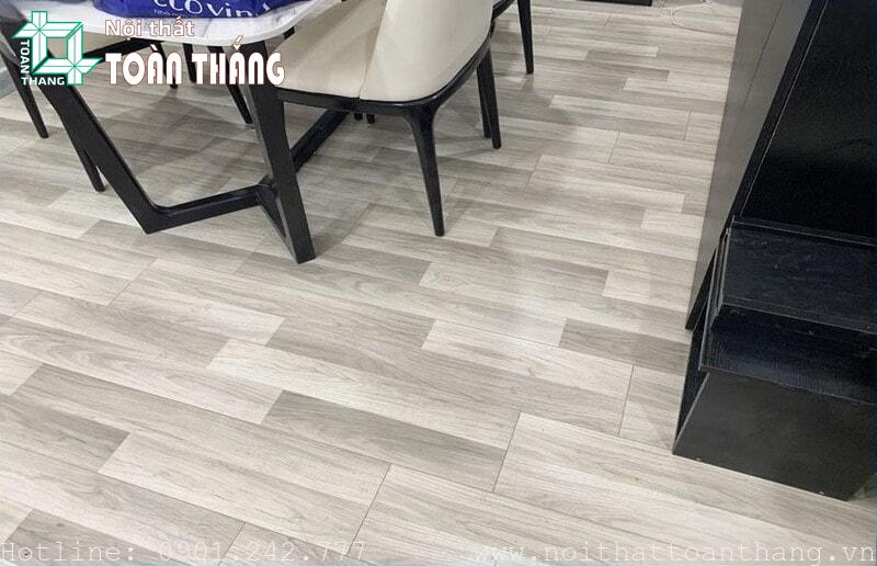 Sàn gỗ công nghiệp Binyl 8mm 1 Sàn gỗ Charmwood được sử dụng trong nhà ở