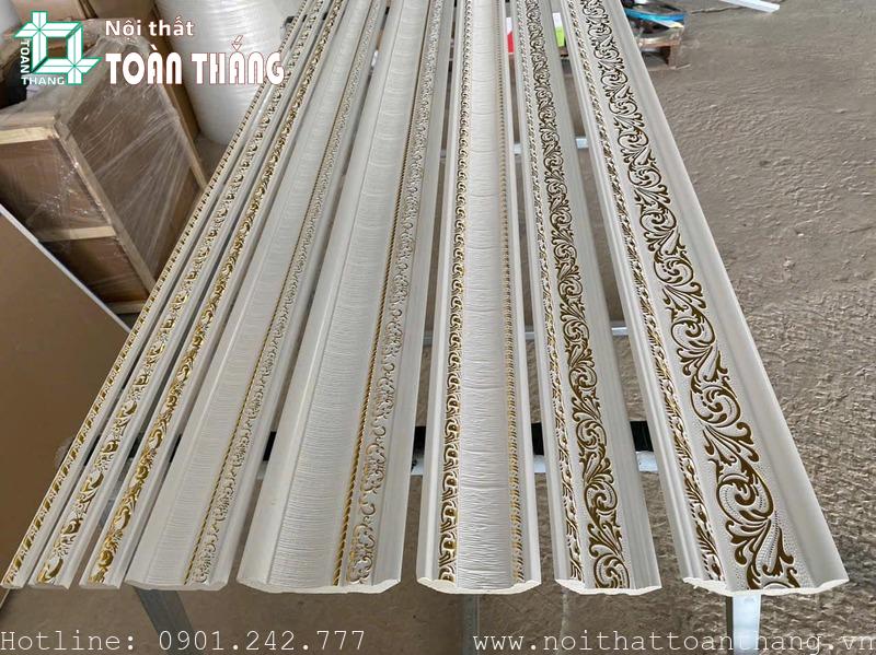 Dự án phào chỉ trang trí Tân Bình cho chị Hà 4 Mẫu phào chỉ dát vàng đẹp tinh tế trong từng chi tiết nhỏ