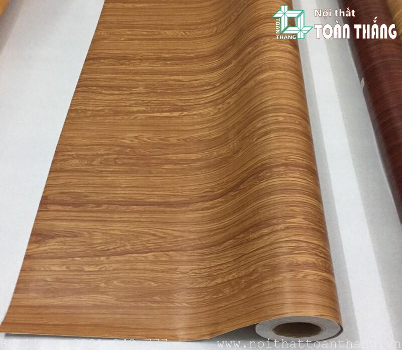 Dự án giấy dán tường quận 9 nhà chị Hân 3 Giấy dán tường có keo sẵn là sự lựa chọn của nhiều gia đình hiện nay
