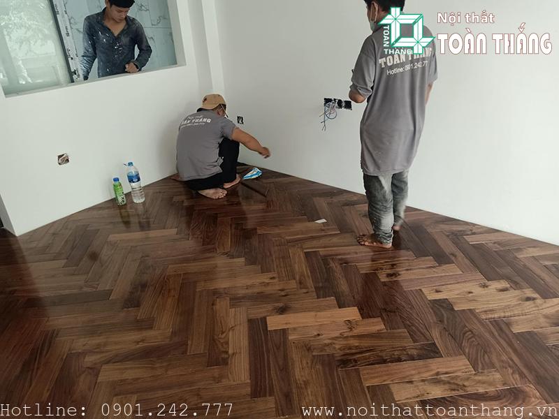 Sàn gỗ Óc Chó được sản xuất để lắp xương cá Sàn gỗ Óc Chó được sản xuất để lắp xương cá