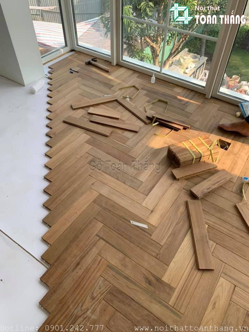 Sàn gỗ Teak xương cá có kiểu lắp độc đáo Sàn gỗ Teak xương cá có kiểu lắp độc đáo