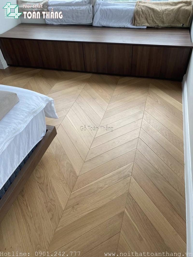 Sàn gỗ Sồi kỹ thuật là vật liệu lát sàn quen thuộc trong các công trình nội thất cao cấp ngày nay