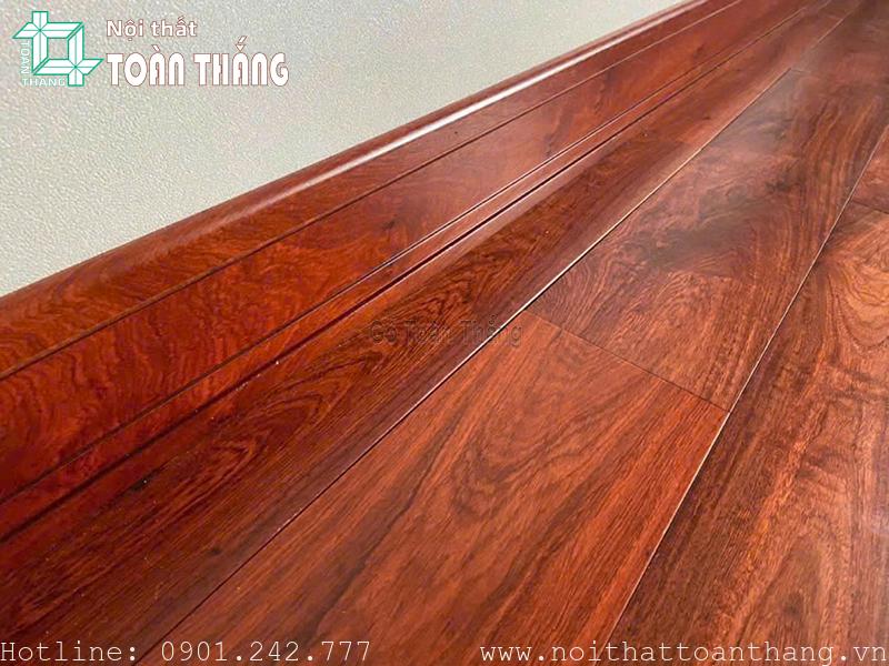 Sàn gỗ Hương Lào 15x90x600mm