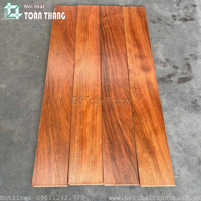 Sàn gỗ gõ đỏ Lào được sản xuất từ những cây gõ đỏ nhập khẩu từ Lào Sàn gỗ gõ đỏ Lào được sản xuất từ những cây gõ đỏ nhập khẩu từ Lào