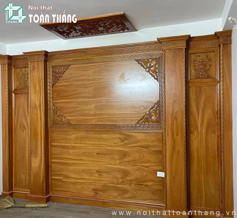 Gỗ Gõ Đỏ: Phân loại, đặc điểm, ứng dụng, giá thành năm 2026 13 Gỗ Gõ đỏ ốp tường phòng thờ đẹp